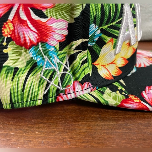 ALOHA Embroidered Floral Tropical Baseball Hat Cap Black Pink Green Blue Hawaii - Picture 6 of 13